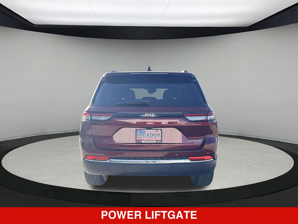 Thumbnail: 2026 Jeep Grand Cherokee - 17
