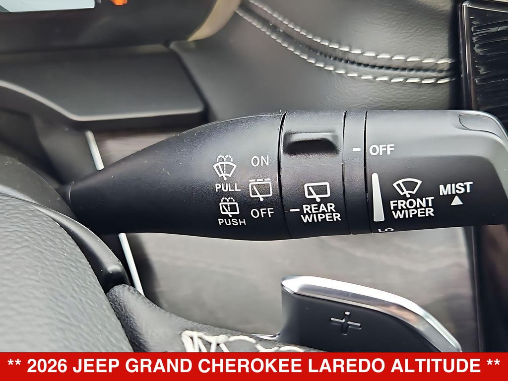 Thumbnail: 2026 Jeep Grand Cherokee - 16