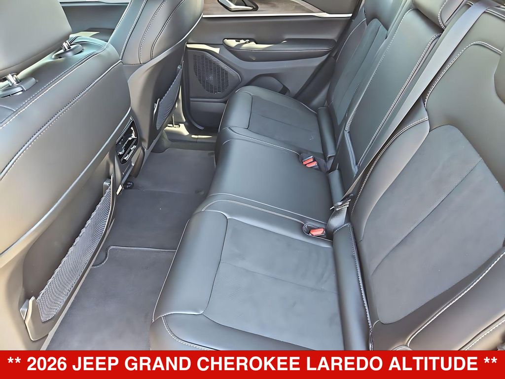 Thumbnail: 2026 Jeep Grand Cherokee - 26