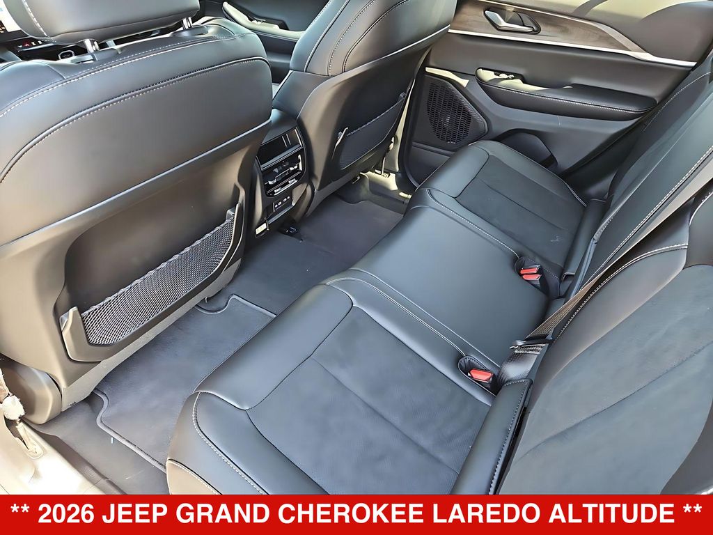 Thumbnail: 2026 Jeep Grand Cherokee - 13
