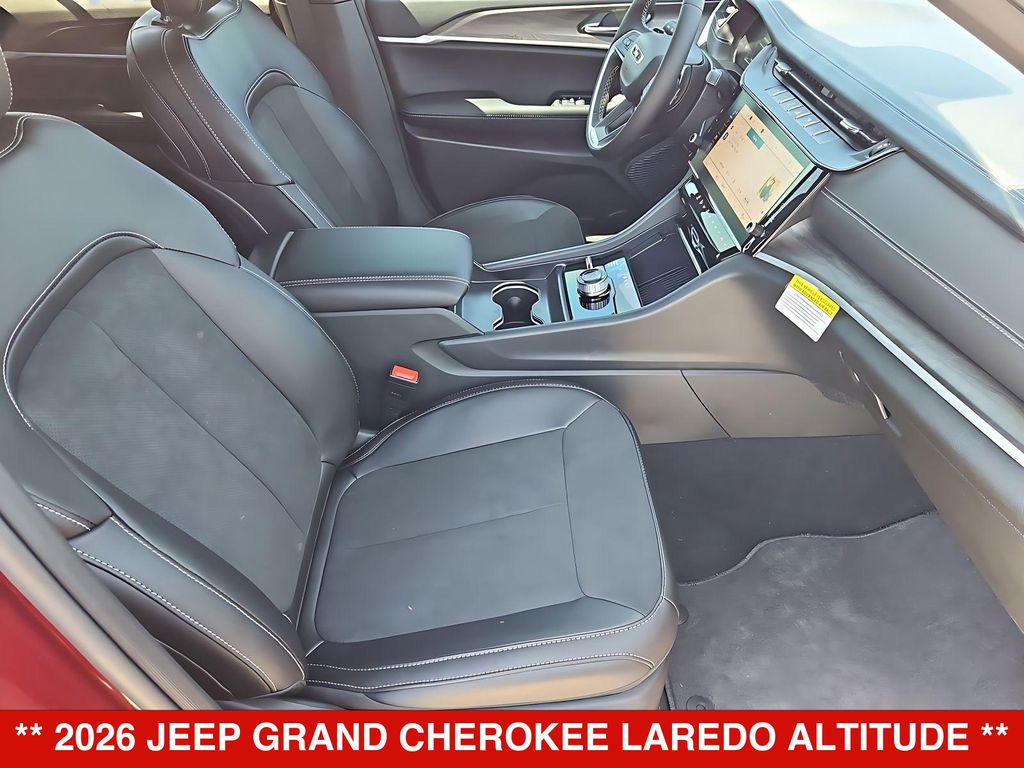 Thumbnail: 2026 Jeep Grand Cherokee - 12
