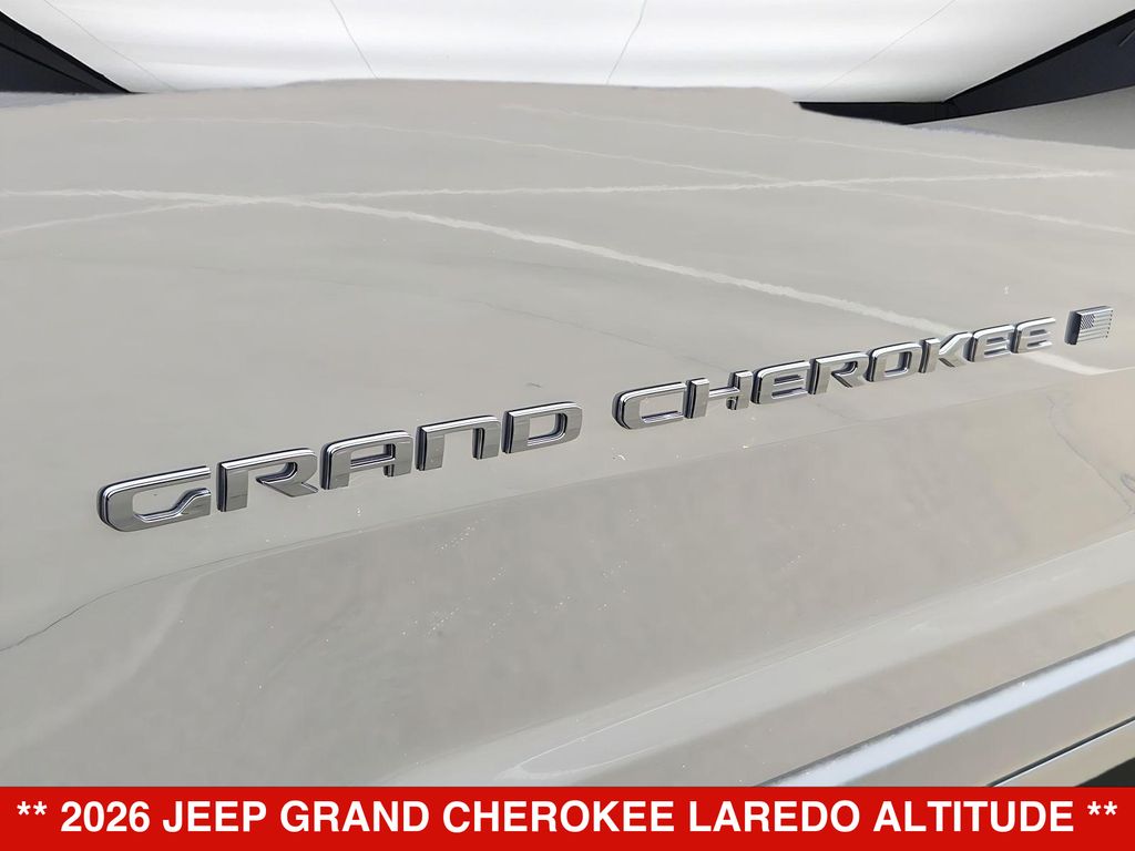 Thumbnail: 2026 Jeep Grand Cherokee - 6