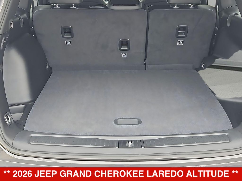 Thumbnail: 2026 Jeep Grand Cherokee - 17