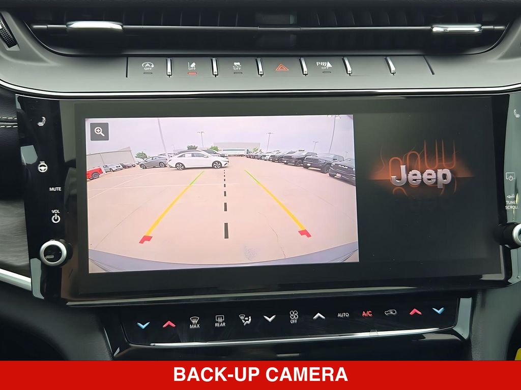 Thumbnail: 2026 Jeep Grand Cherokee - 33
