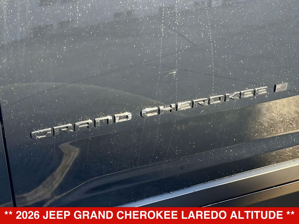 Thumbnail: 2026 Jeep Grand Cherokee - 5