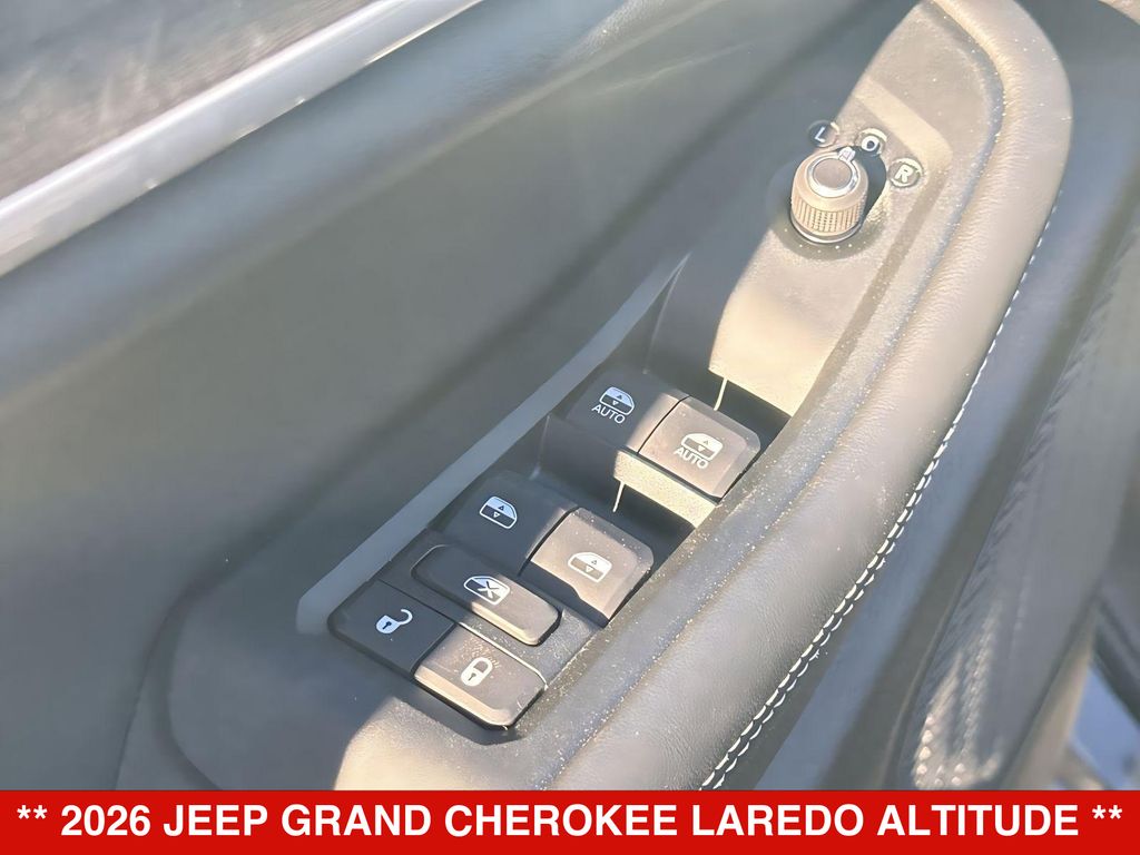 Thumbnail: 2026 Jeep Grand Cherokee - 25