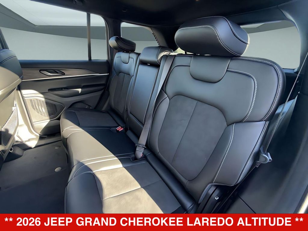 Thumbnail: 2026 Jeep Grand Cherokee - 11