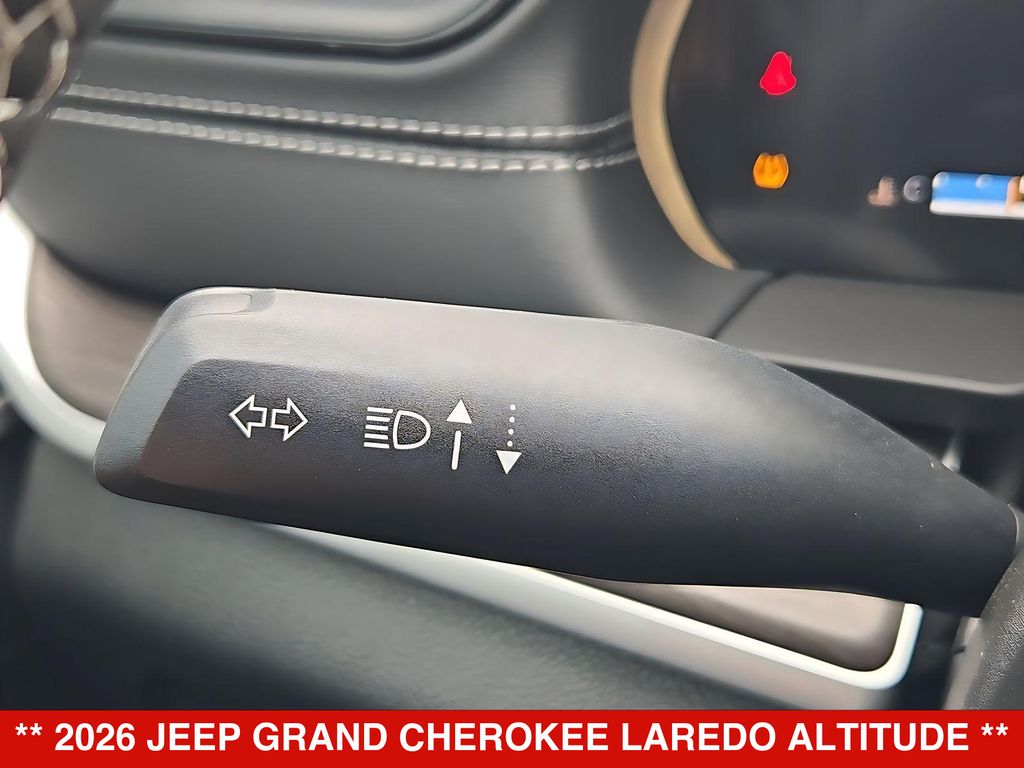 Thumbnail: 2026 Jeep Grand Cherokee - 17