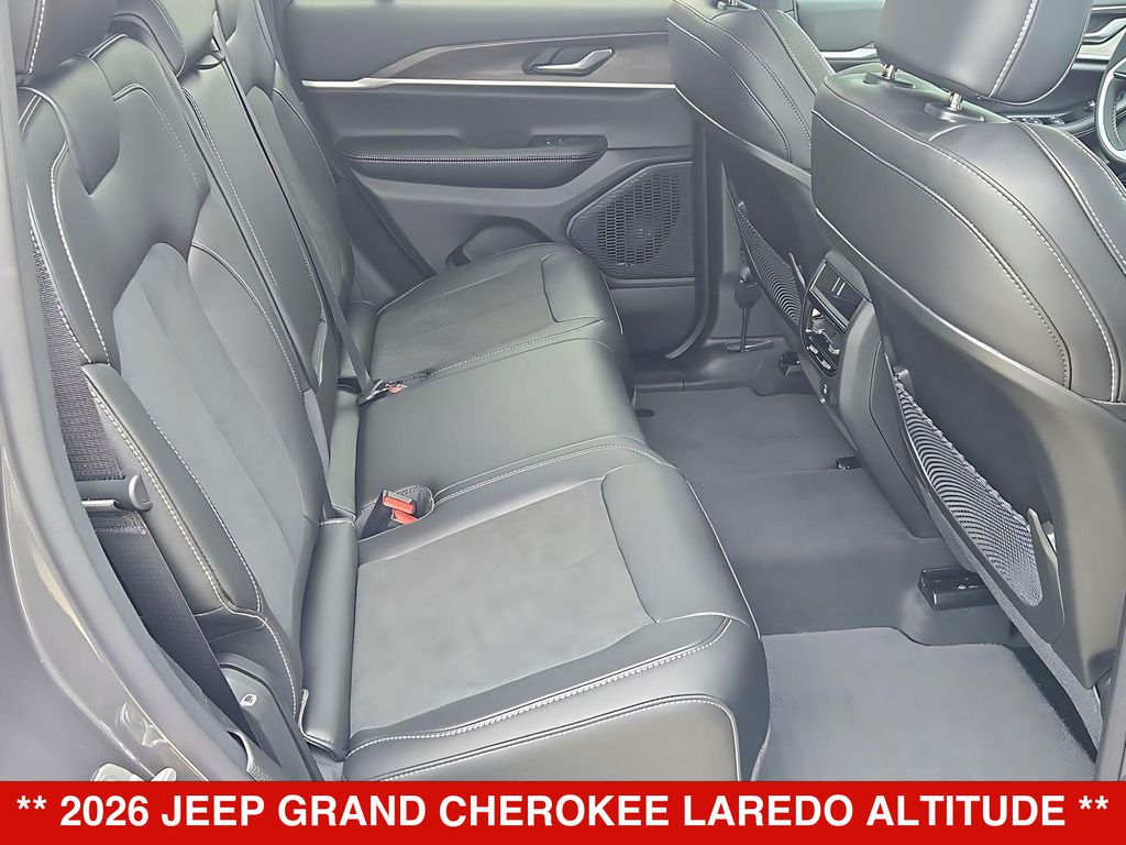 Thumbnail: 2026 Jeep Grand Cherokee - 29