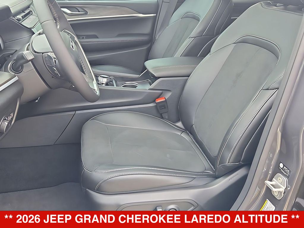 Thumbnail: 2026 Jeep Grand Cherokee - 11