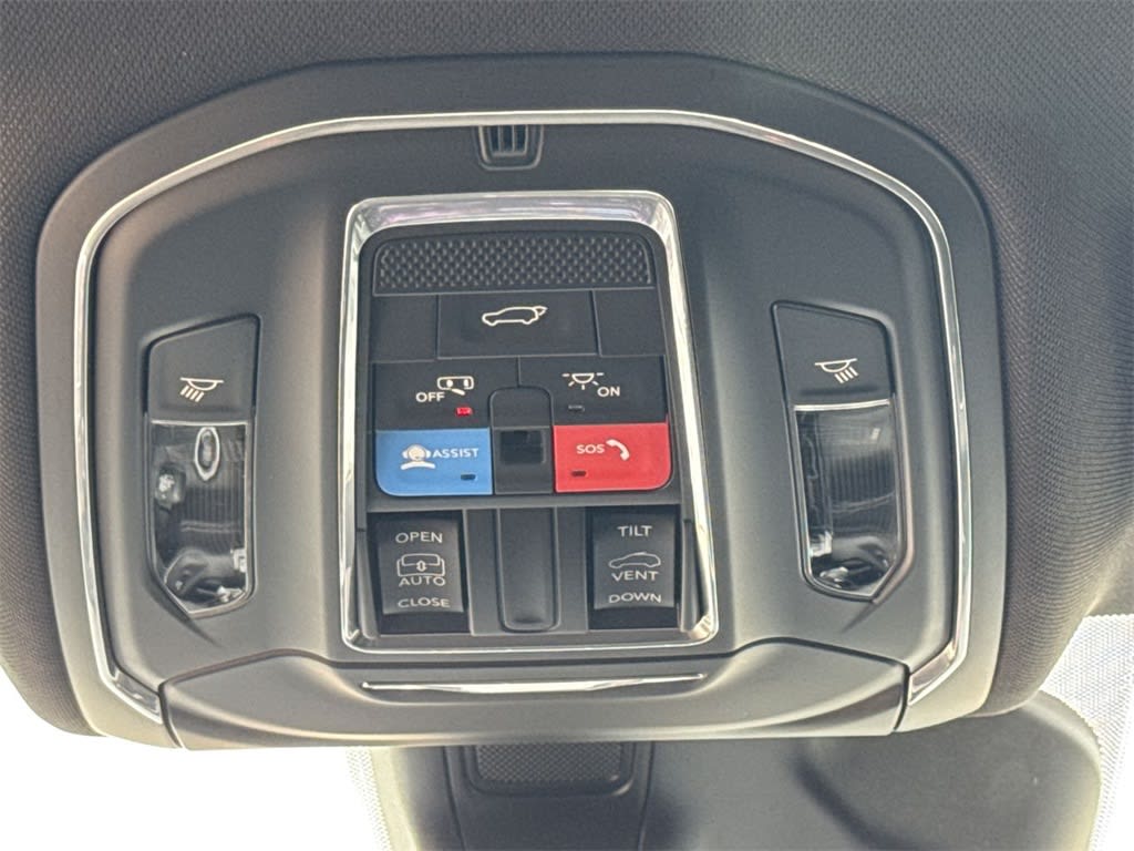 Thumbnail: 2026 Jeep Grand Cherokee - 22