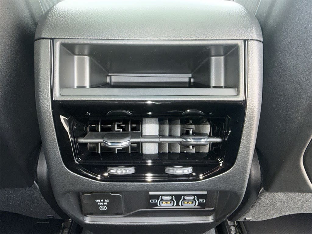 Thumbnail: 2026 Jeep Grand Cherokee - 23