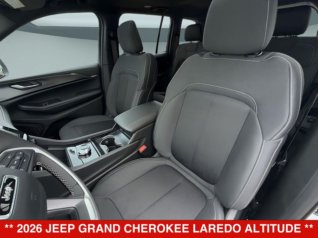 Thumbnail: 2026 Jeep Grand Cherokee - 11