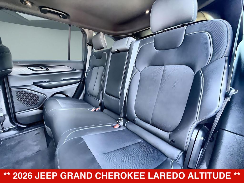 Thumbnail: 2026 Jeep Grand Cherokee - 10
