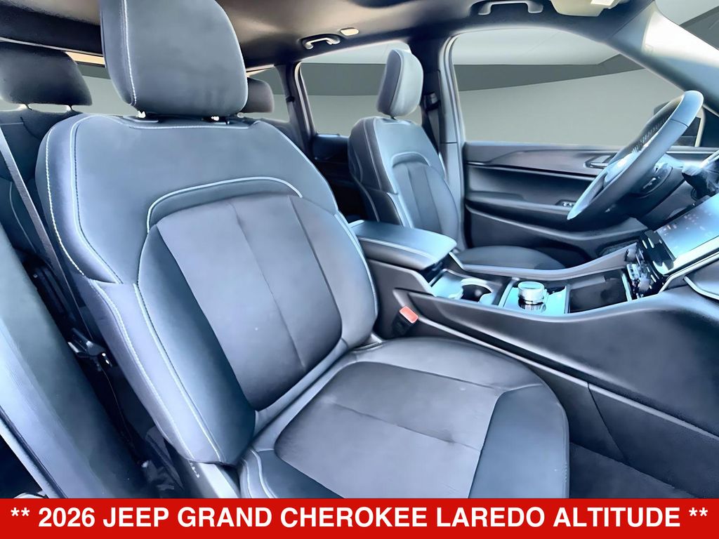 Thumbnail: 2026 Jeep Grand Cherokee - 21