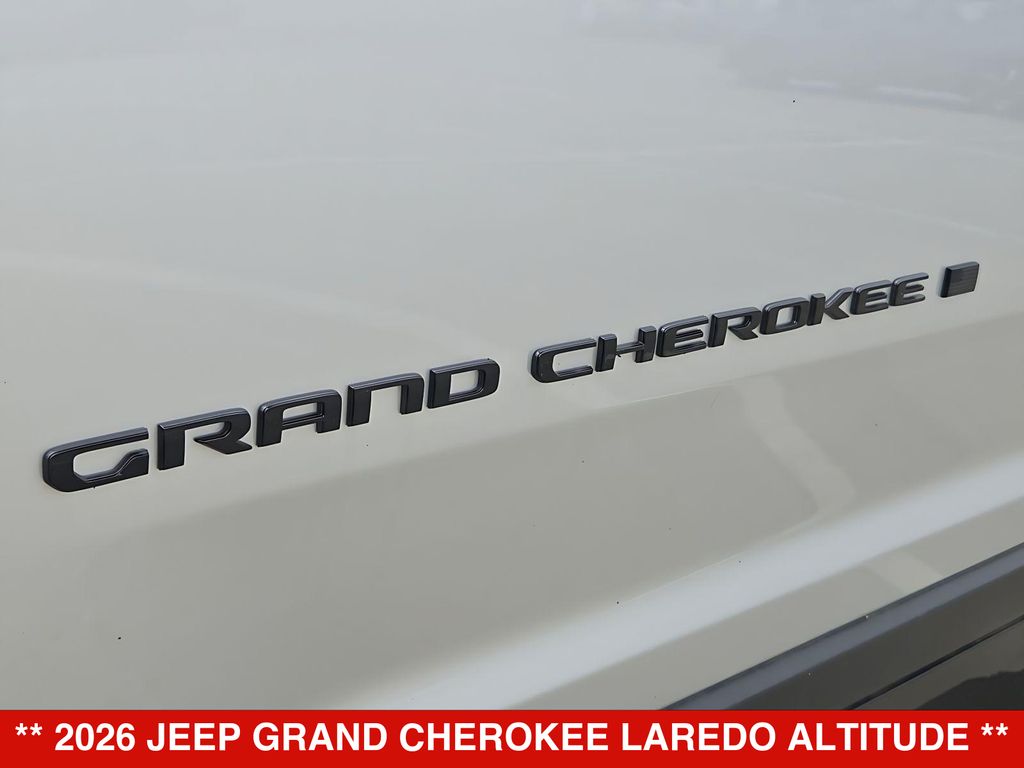 Thumbnail: 2026 Jeep Grand Cherokee - 7
