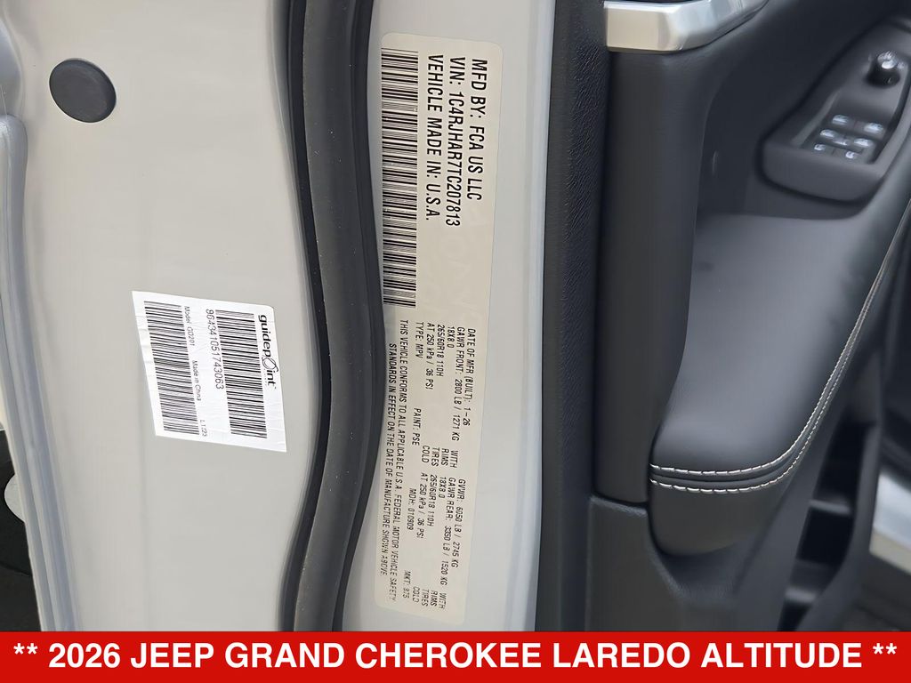 Thumbnail: 2026 Jeep Grand Cherokee - 20
