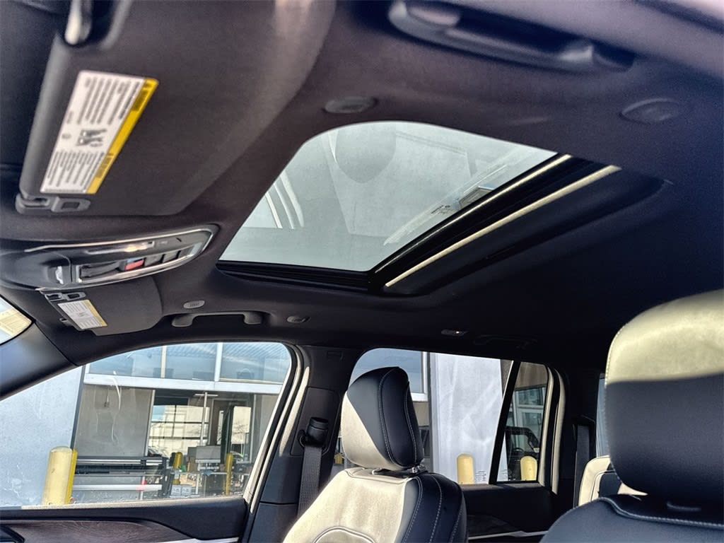 Thumbnail: 2026 Jeep Grand Cherokee - 28