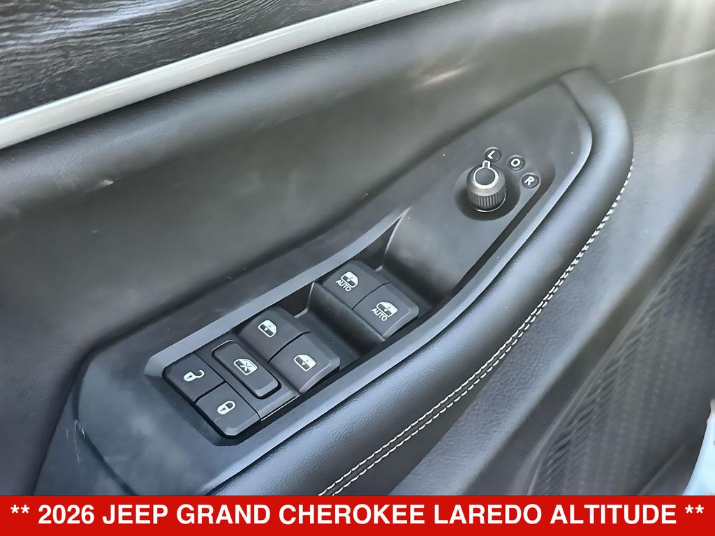 Thumbnail: 2026 Jeep Grand Cherokee - 26
