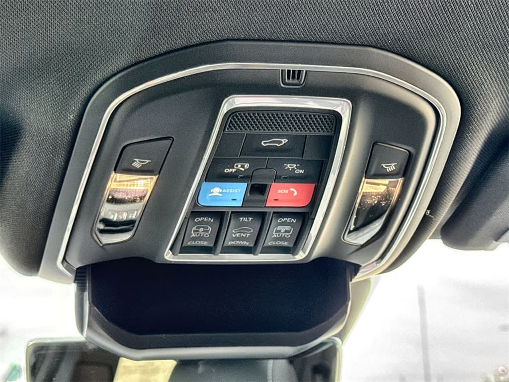 Thumbnail: 2026 Jeep Grand Cherokee - 23