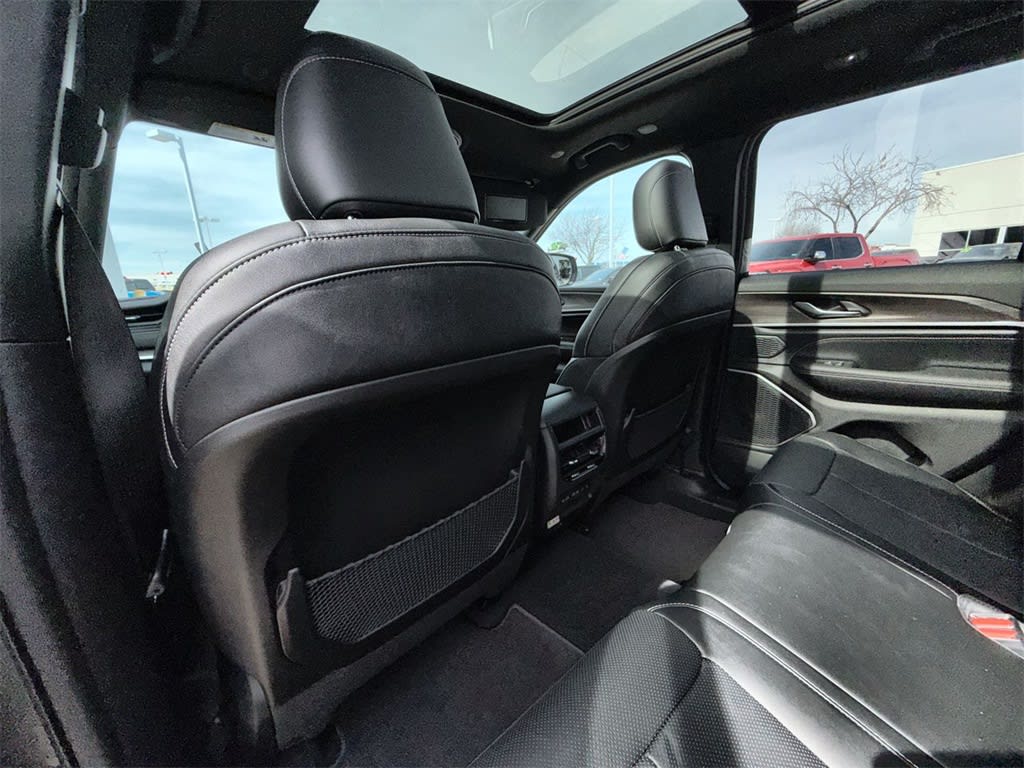 Thumbnail: 2026 Jeep Grand Cherokee - 13