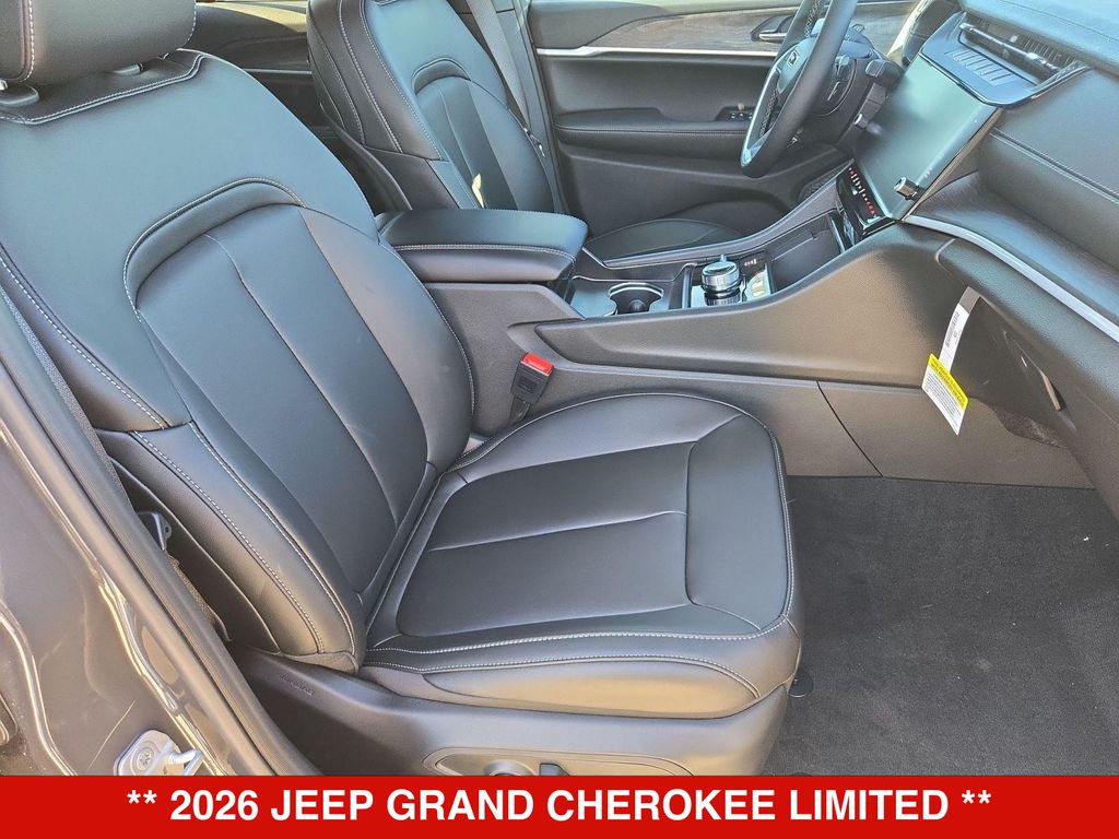 Thumbnail: 2026 Jeep Grand Cherokee - 12