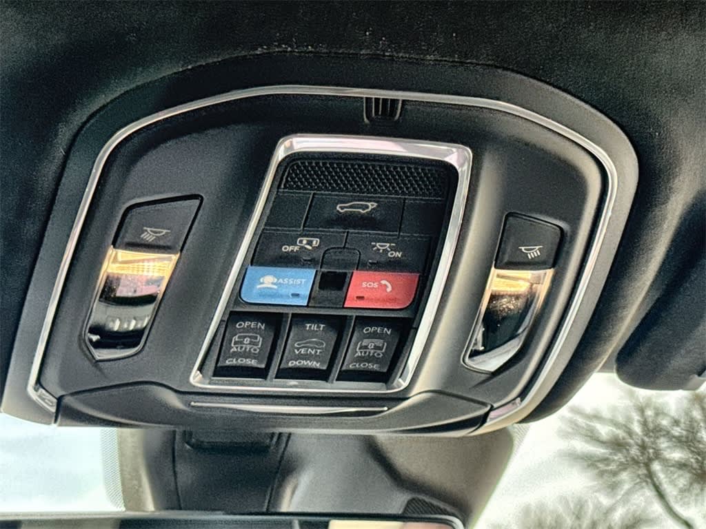 Thumbnail: 2026 Jeep Grand Cherokee - 22