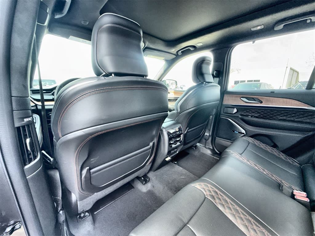 Thumbnail: 2026 Jeep Grand Cherokee - 12