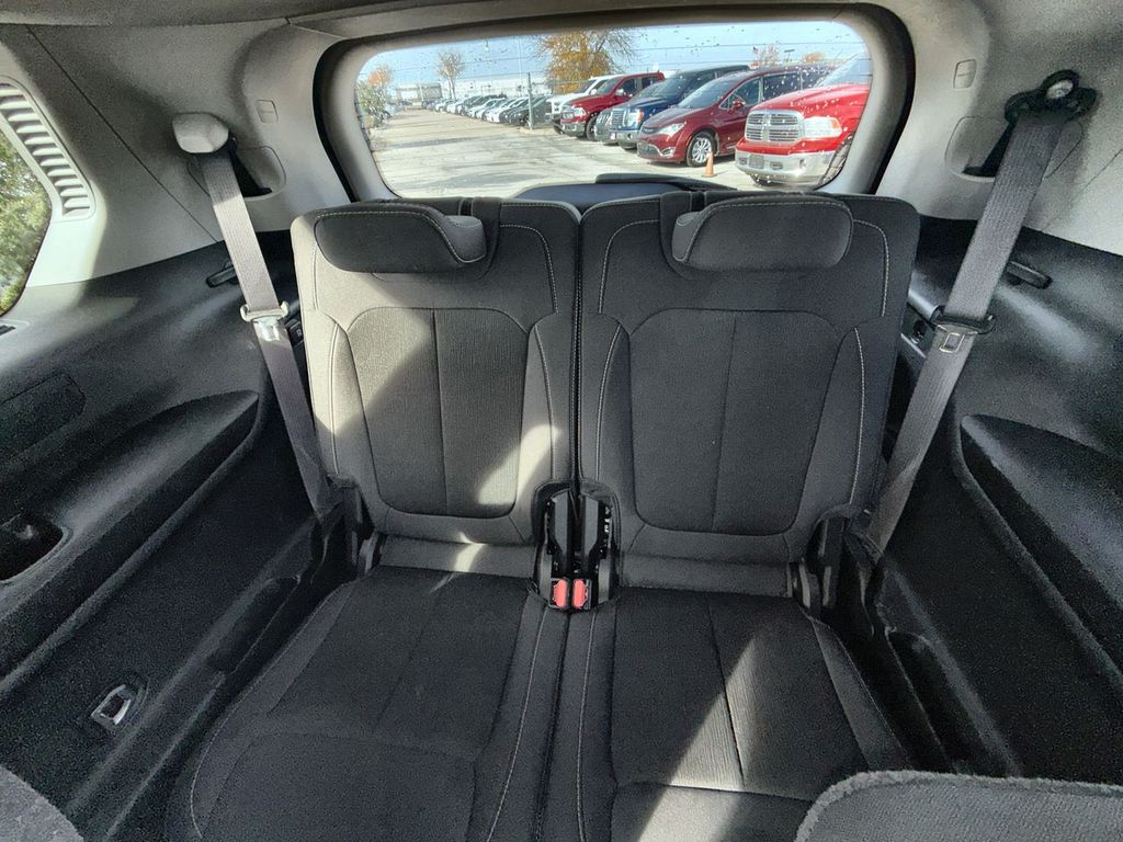 Thumbnail: 2023 Jeep Grand Cherokee L - 23