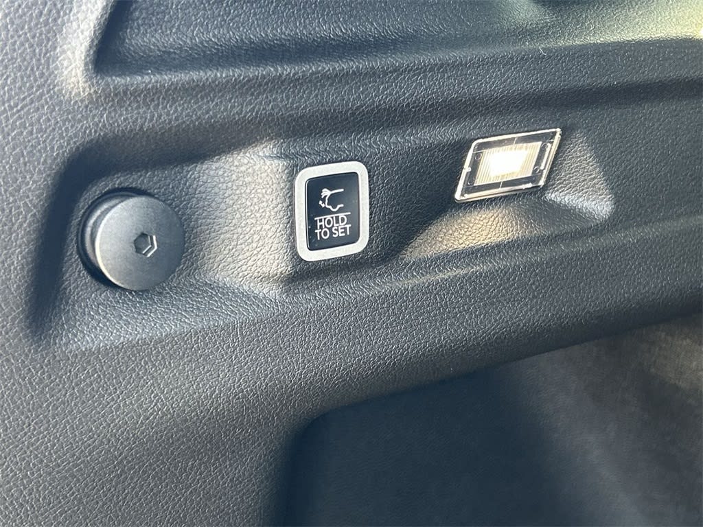 2025 Jeep Grand Cherokee L Altitude 26