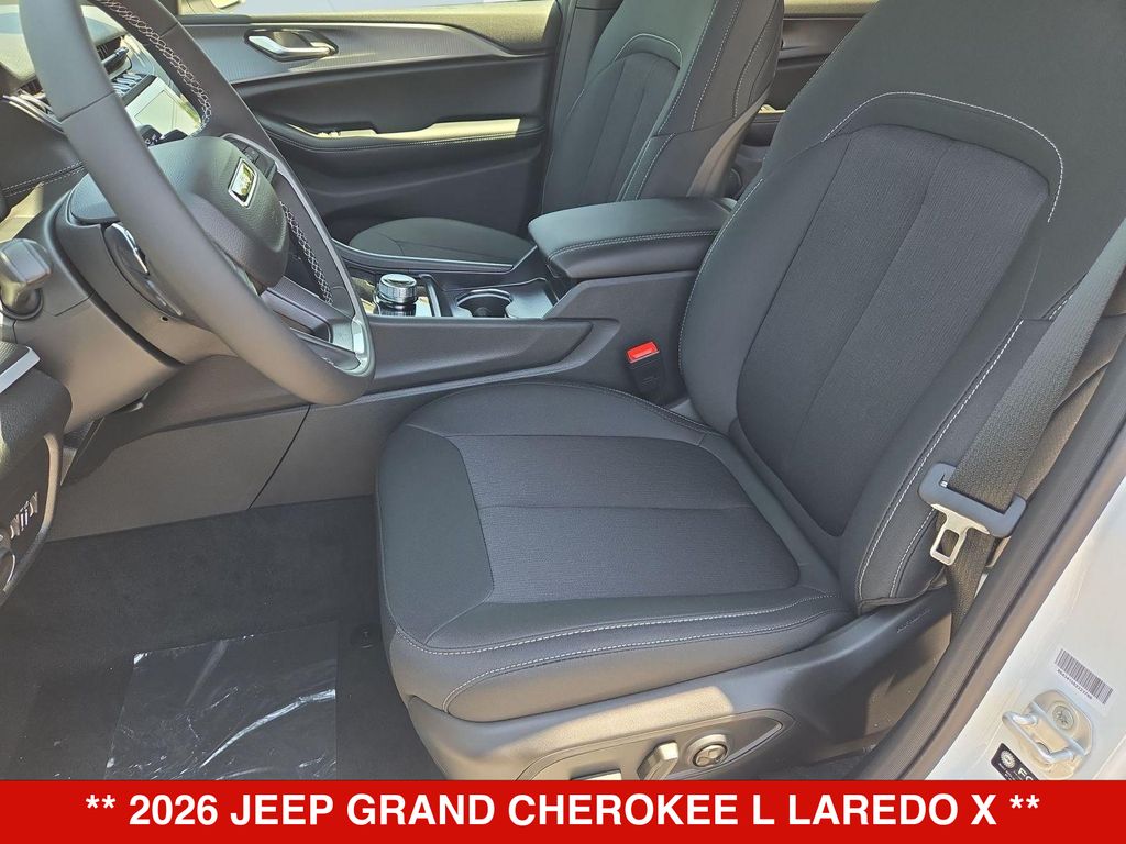 Thumbnail: 2026 Jeep Grand Cherokee L - 11