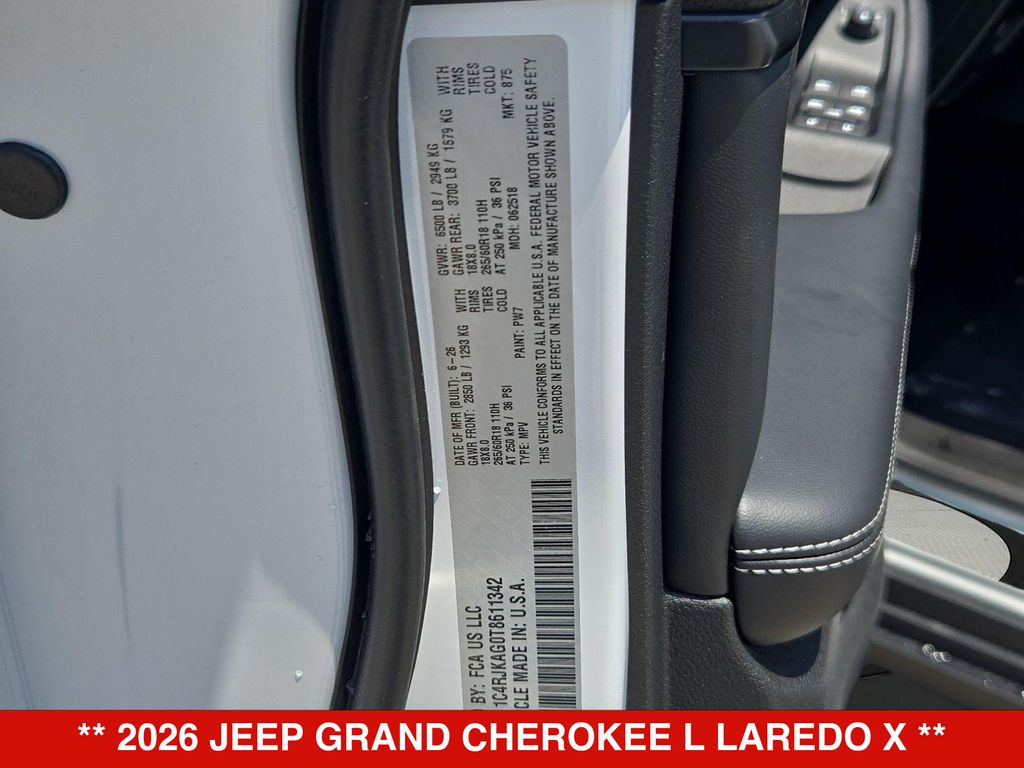 Thumbnail: 2026 Jeep Grand Cherokee L - 20