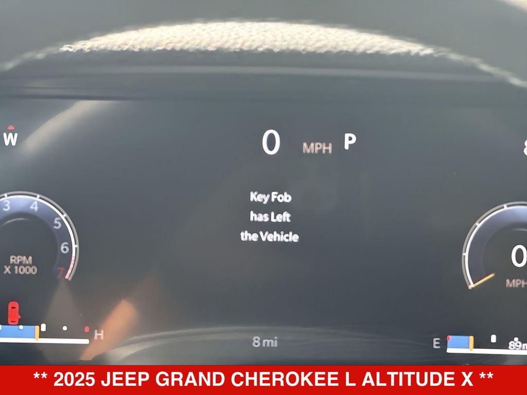 Thumbnail: 2025 Jeep Grand Cherokee L - 17