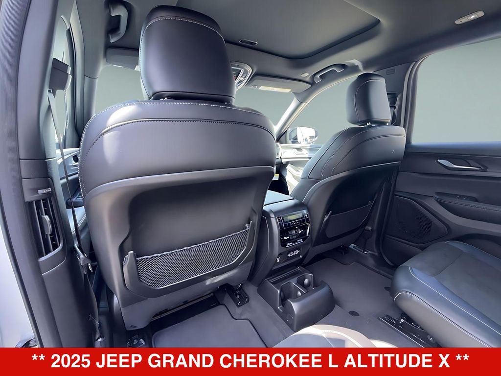 Thumbnail: 2025 Jeep Grand Cherokee L - 13