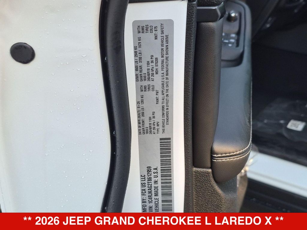 Thumbnail: 2026 Jeep Grand Cherokee L - 19