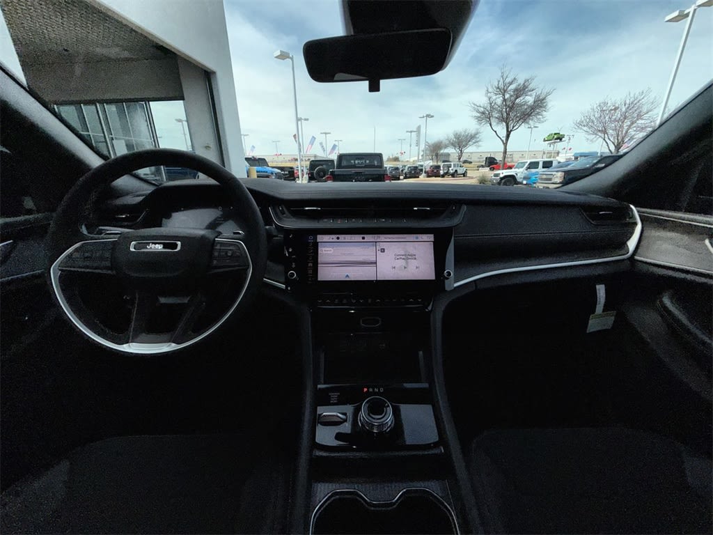 Thumbnail: 2026 Jeep Grand Cherokee L - 10