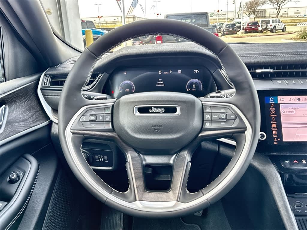 Thumbnail: 2026 Jeep Grand Cherokee L - 14