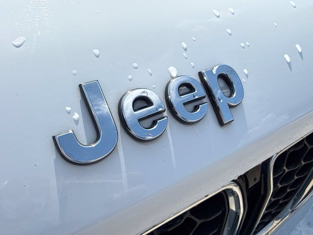 Thumbnail: 2022 Jeep Grand Cherokee L - 7