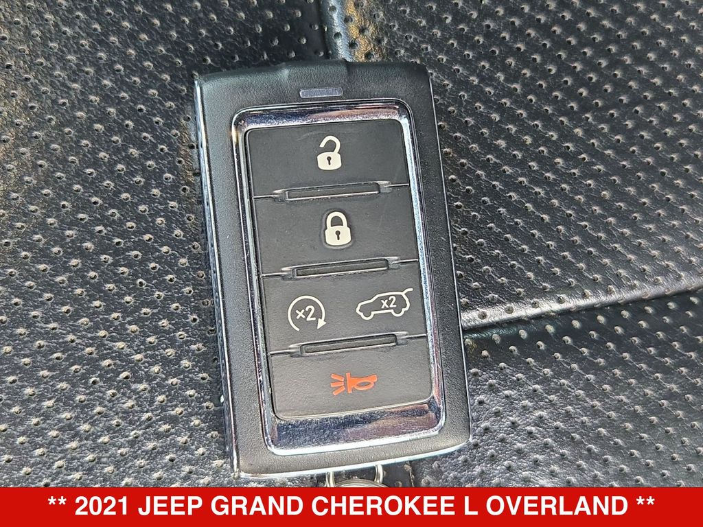 Thumbnail: 2021 Jeep Grand Cherokee L - 18
