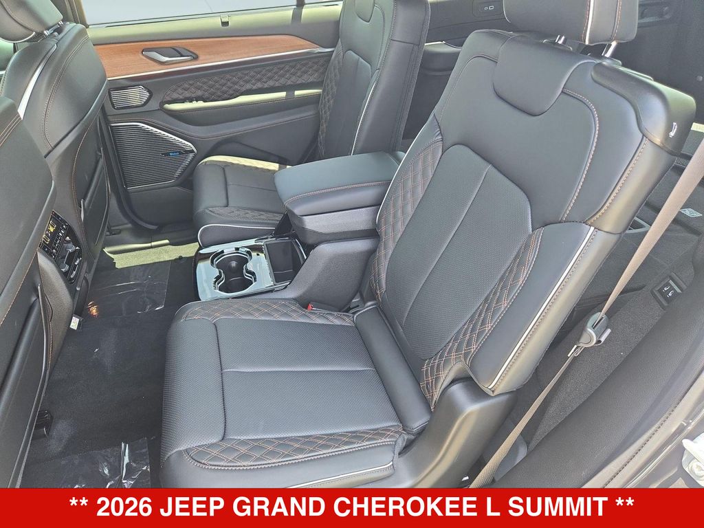 Thumbnail: 2026 Jeep Grand Cherokee L - 27