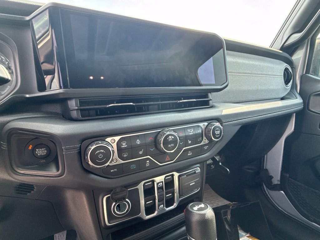 Thumbnail: 2024 Jeep Wrangler - 10