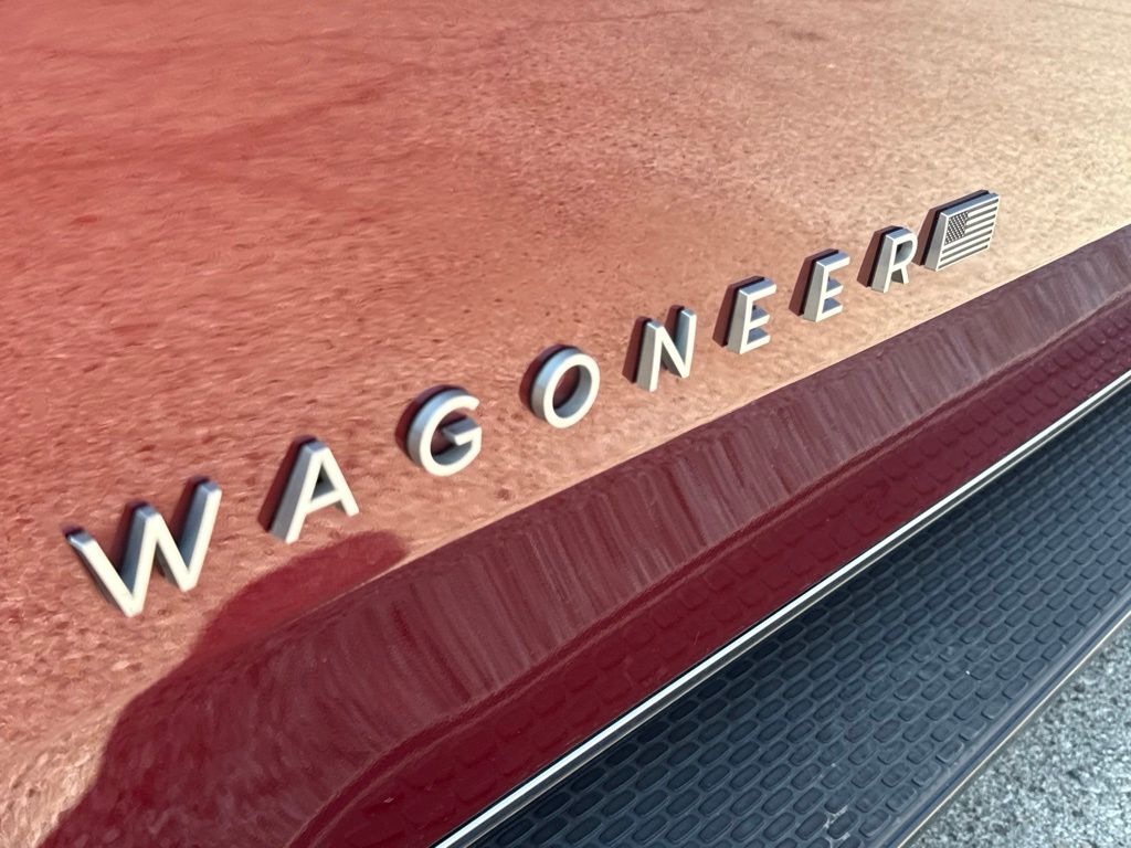 Thumbnail: 2024 Jeep Wagoneer - 7
