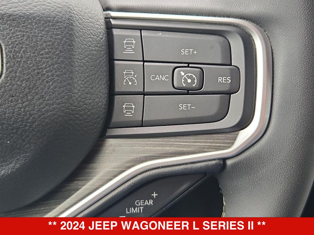 Thumbnail: 2024 Jeep Wagoneer - 29