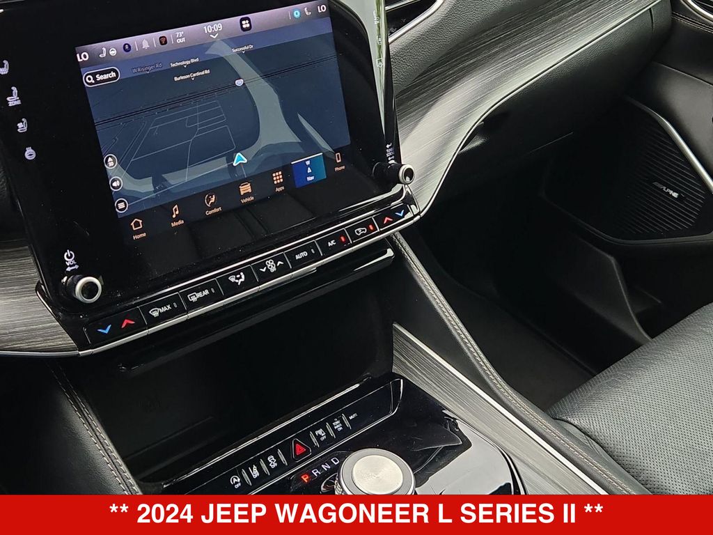 Thumbnail: 2024 Jeep Wagoneer - 16