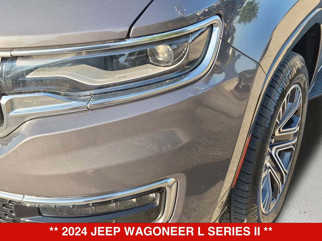 Thumbnail: 2024 Jeep Wagoneer - 22