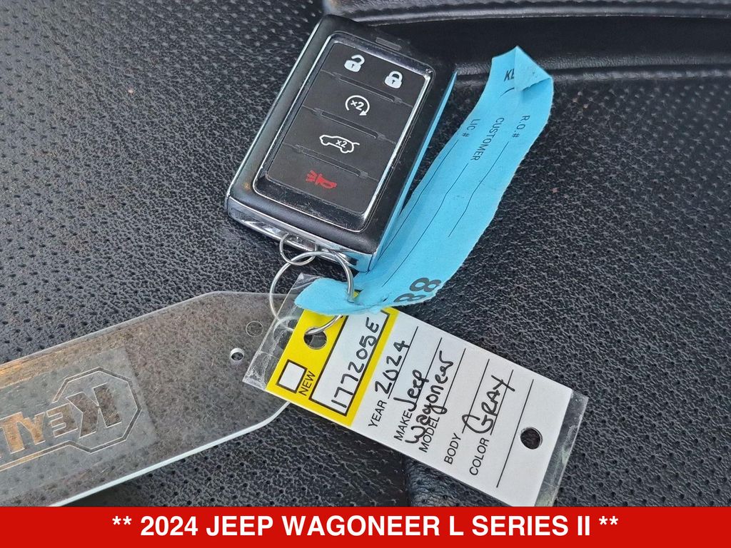 Thumbnail: 2024 Jeep Wagoneer - 18