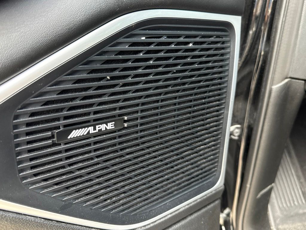 Thumbnail: 2024 Jeep Wagoneer - 13