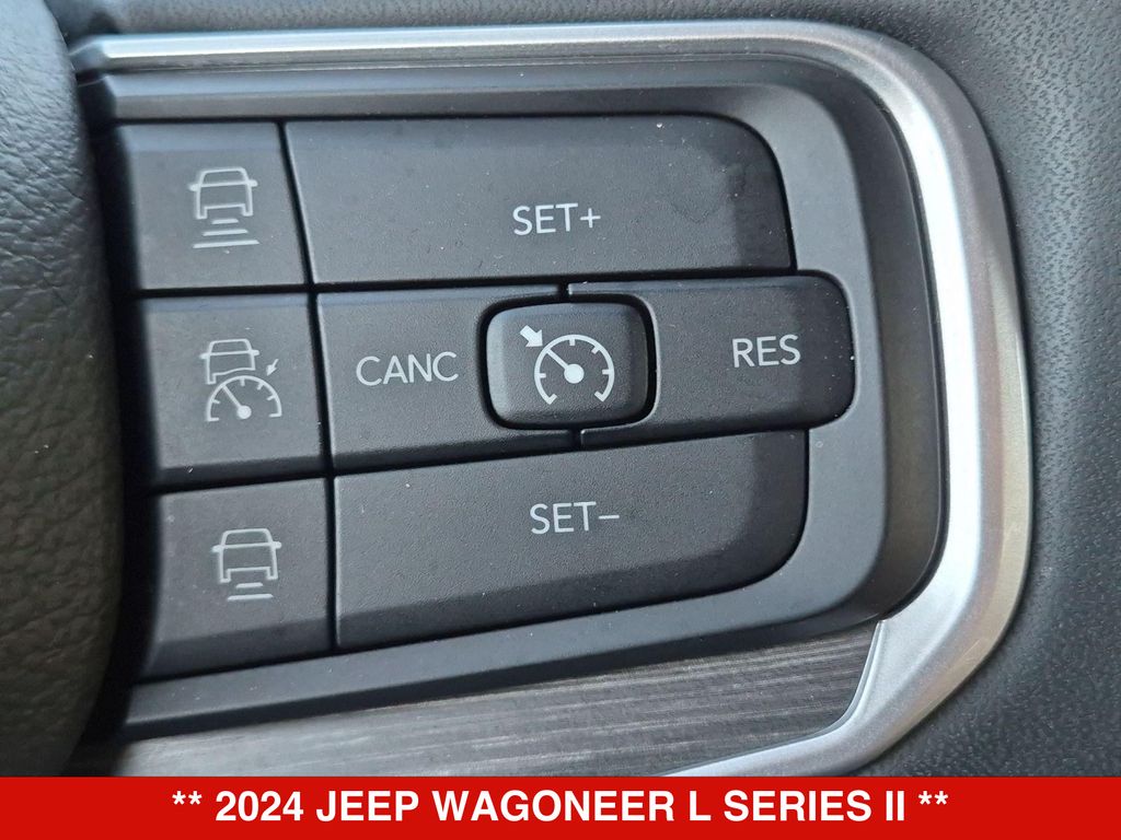Thumbnail: 2024 Jeep Wagoneer - 14
