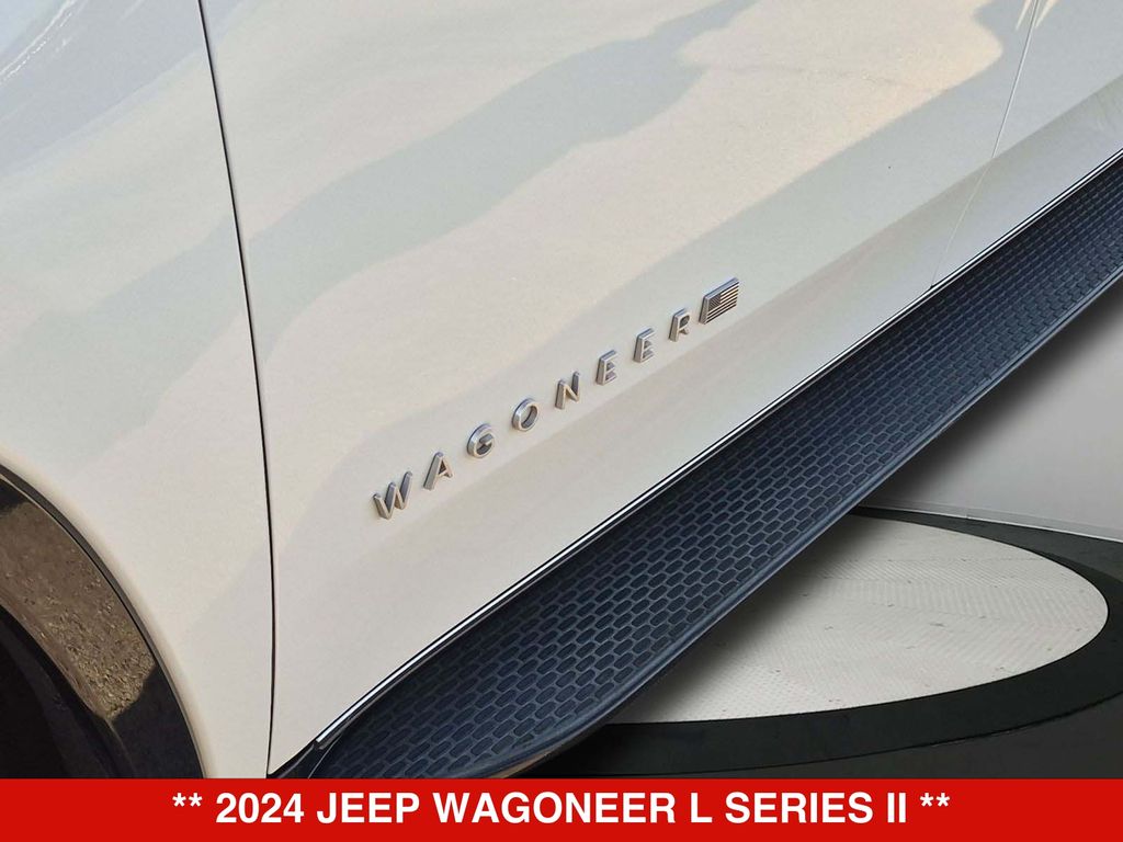 Thumbnail: 2024 Jeep Wagoneer - 7