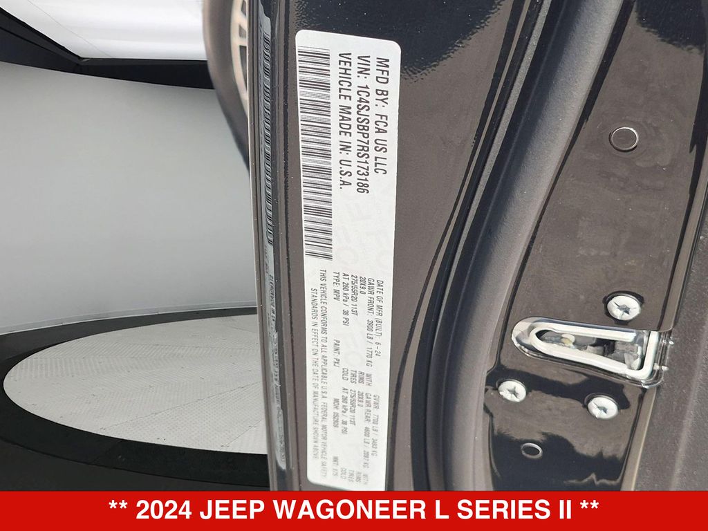 Thumbnail: 2024 Jeep Wagoneer - 18